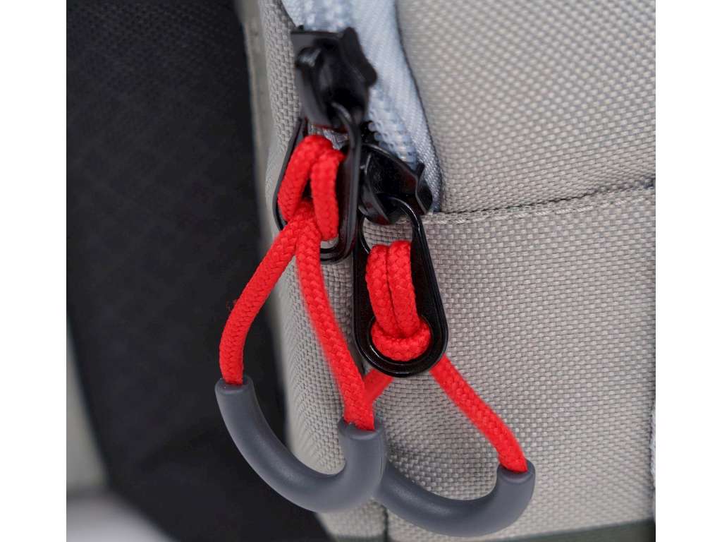 Westin W3 Vertical Master Bag Zipper